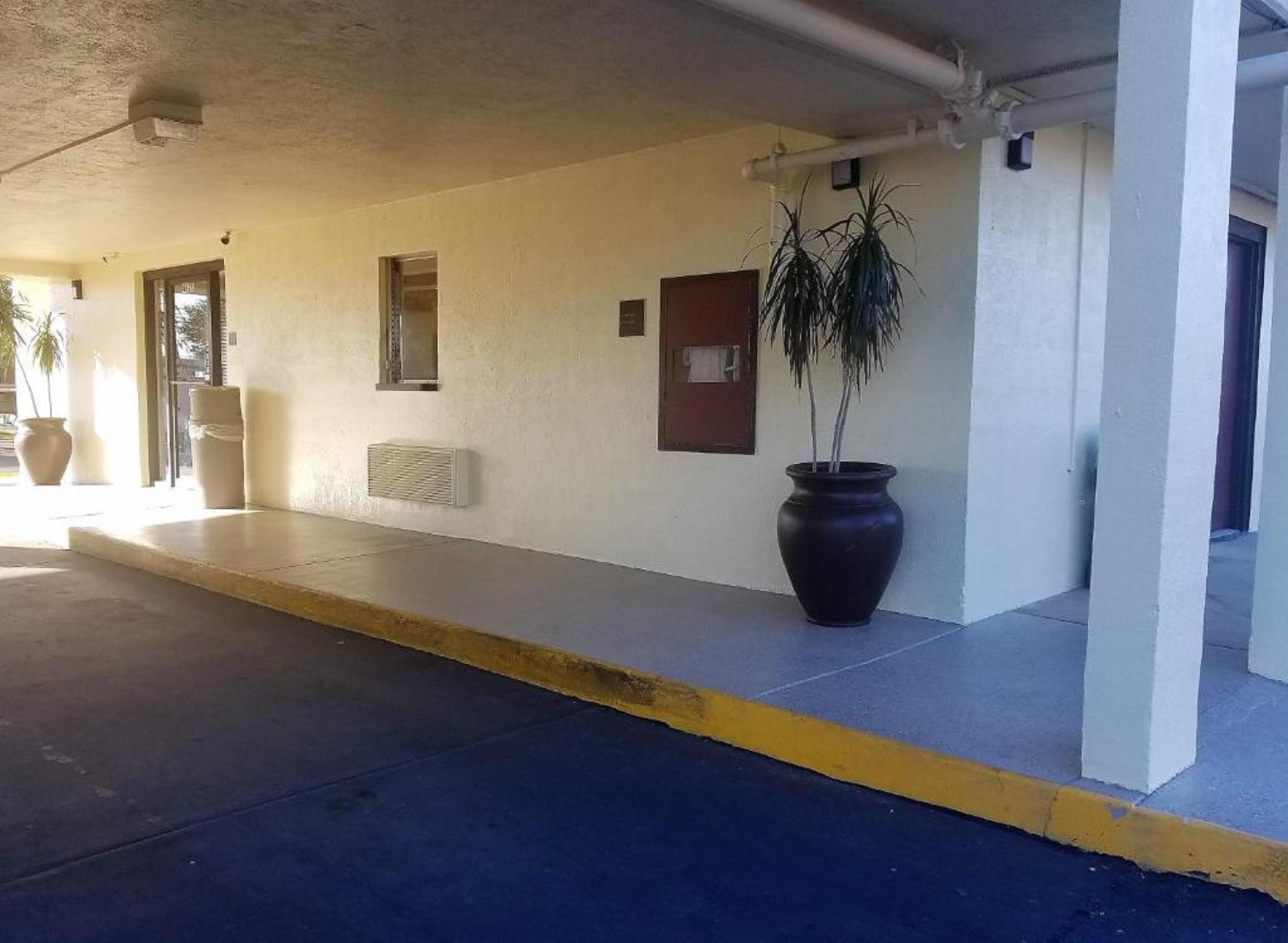 Red Roof Inn San Antonio Northeast - Rittiman Rd エクステリア 写真