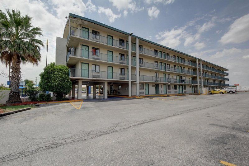 Red Roof Inn San Antonio Northeast - Rittiman Rd エクステリア 写真