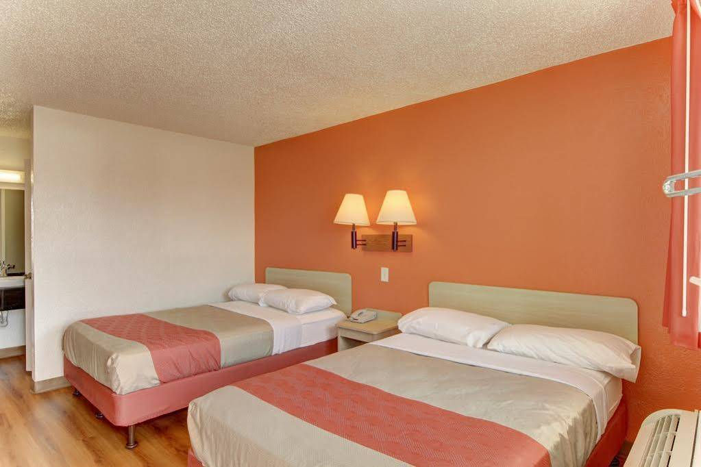Red Roof Inn San Antonio Northeast - Rittiman Rd エクステリア 写真