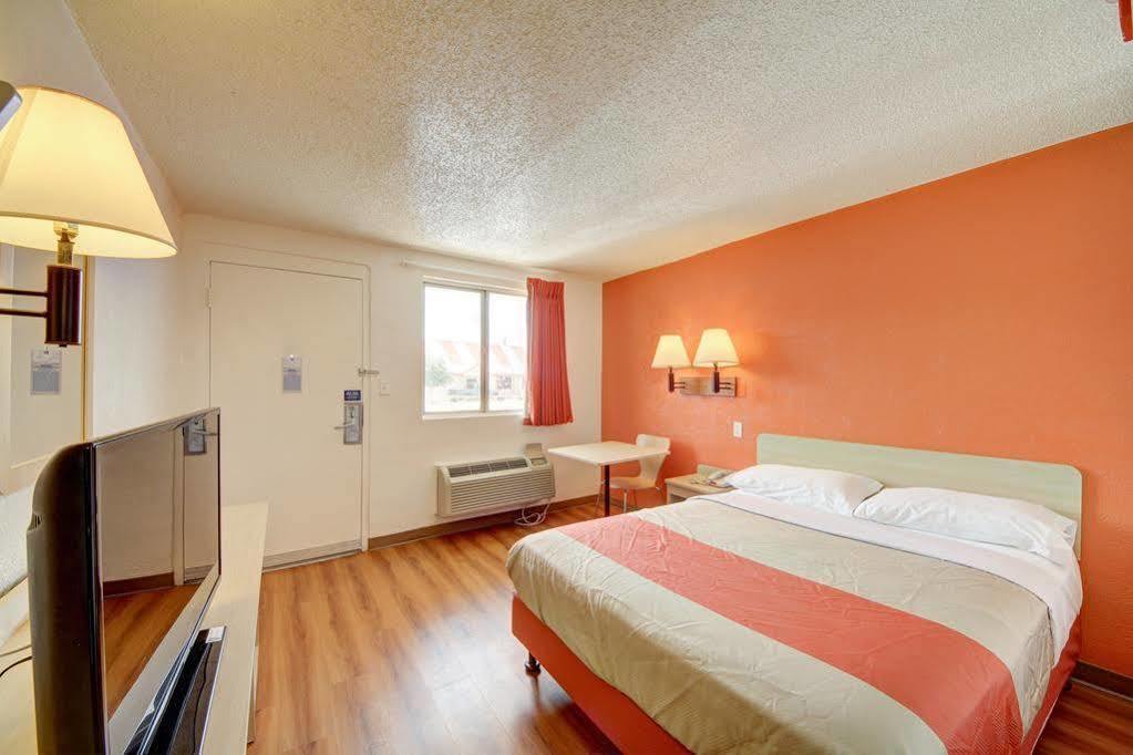 Red Roof Inn San Antonio Northeast - Rittiman Rd エクステリア 写真