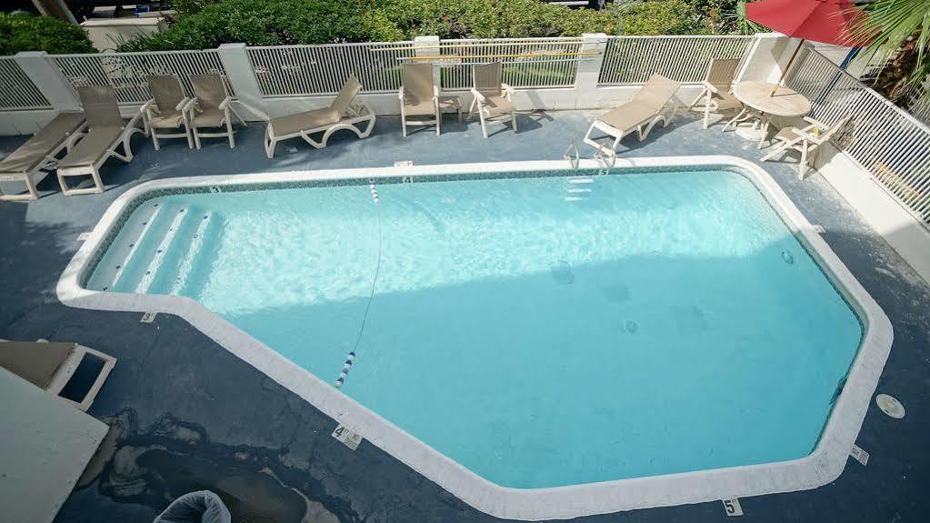 Red Roof Inn San Antonio Northeast - Rittiman Rd エクステリア 写真