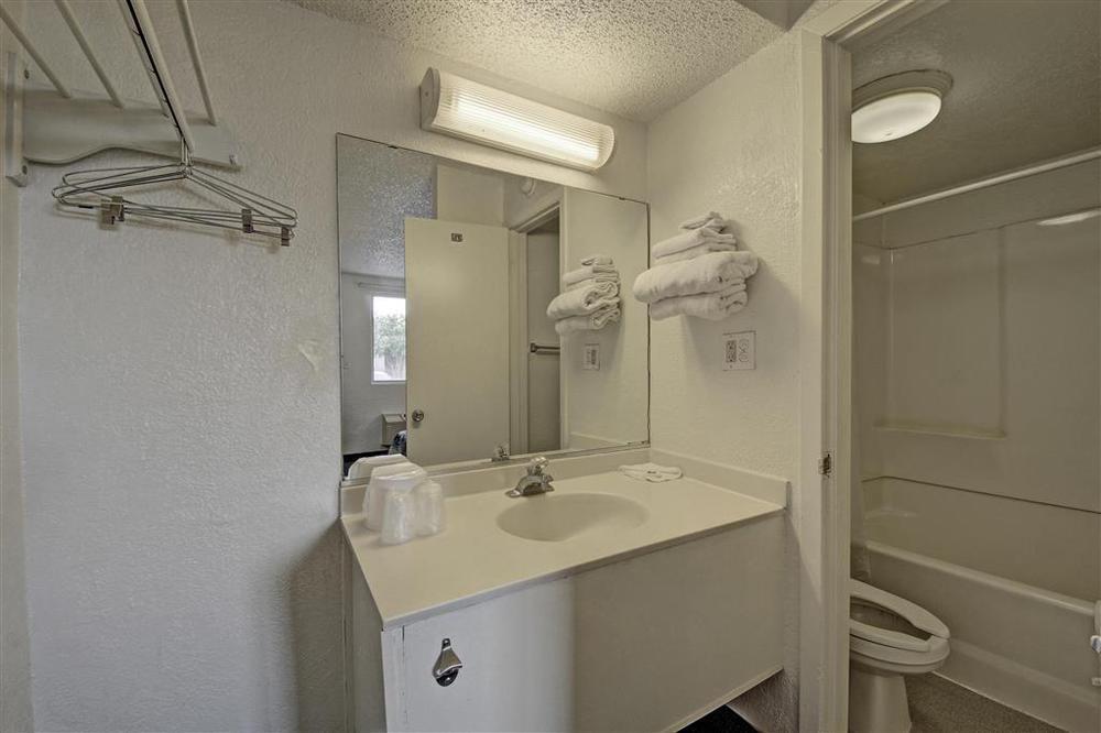 Red Roof Inn San Antonio Northeast - Rittiman Rd 部屋 写真